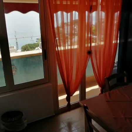 Donna Sabella 4*