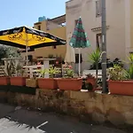 Donna Sabella Alojamento de Acomodação e Pequeno-almoço 4*