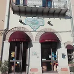 Alojamento de Acomodação e Pequeno-almoço Donna Sabella 4*