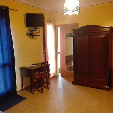 Donna Sabella Oda ve Kahvaltı 4*