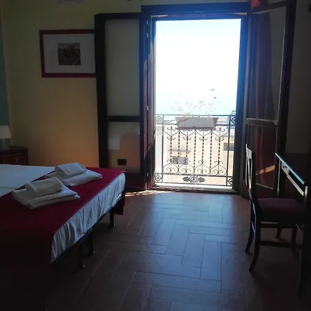 Donna Sabella 4* Santa Flavia