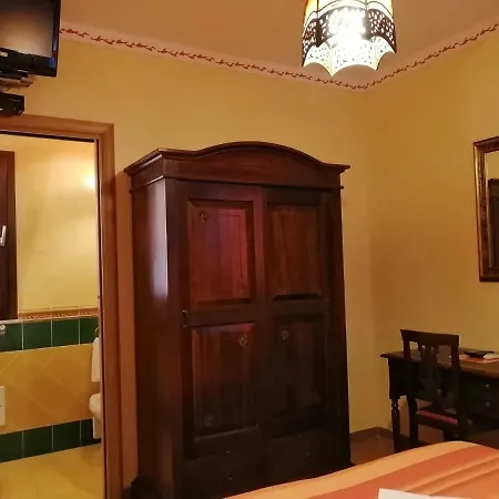 Oda ve Kahvaltı Donna Sabella 4*